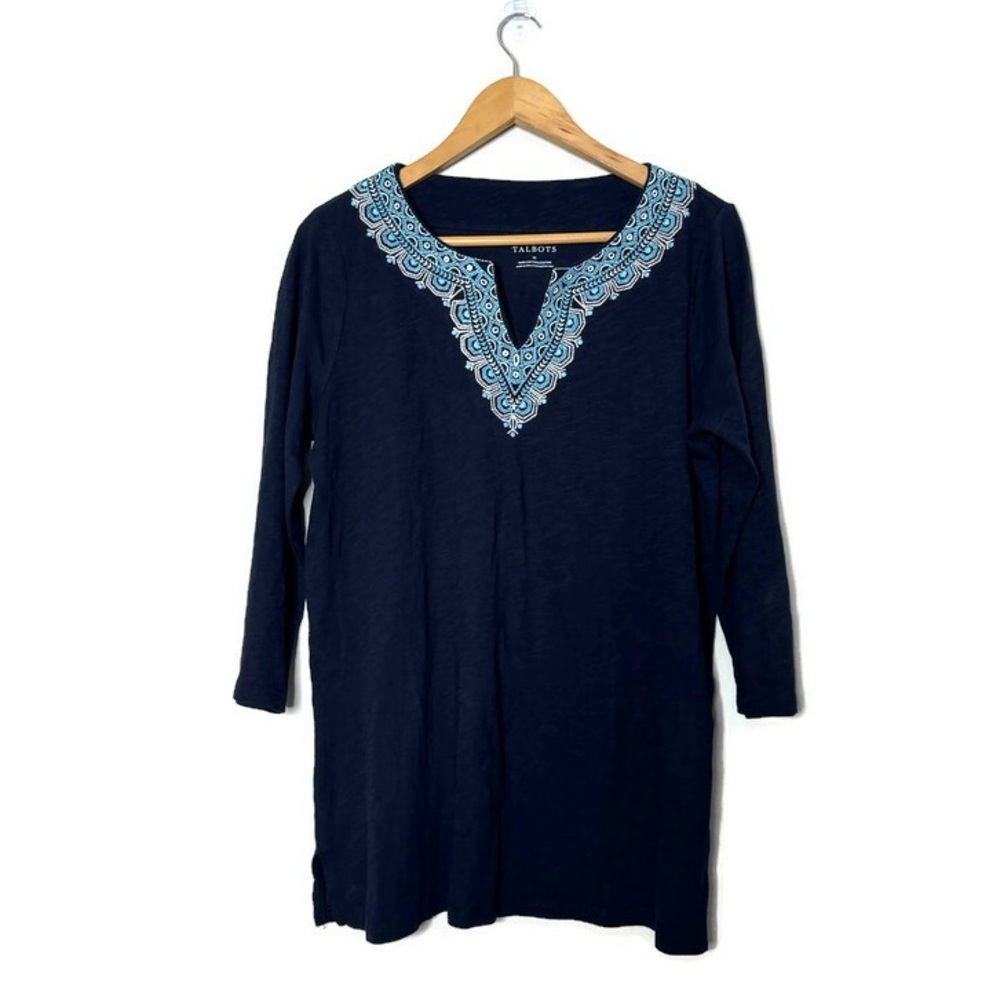 Talbots Navy Embroidered Split Neck 3/4 Sleeve Top Women’s Size Medium - Picture 2 of 9